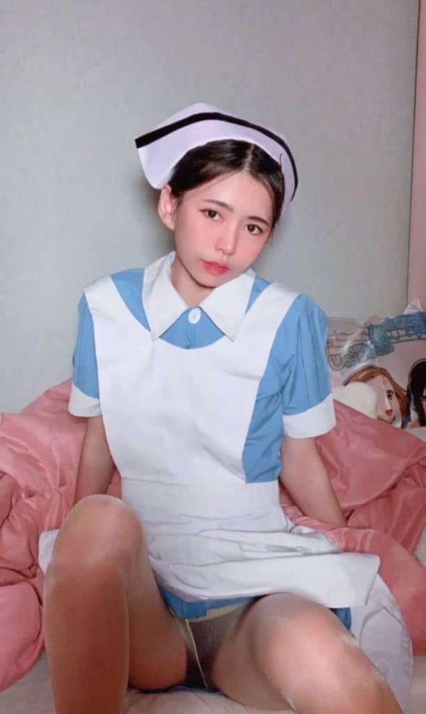 ภาพโป๊สาวไทย น้อง  Kumiko สาวน้อยหน้าใส งานเด็ด หีเนียนน่าสอดใสมากกก